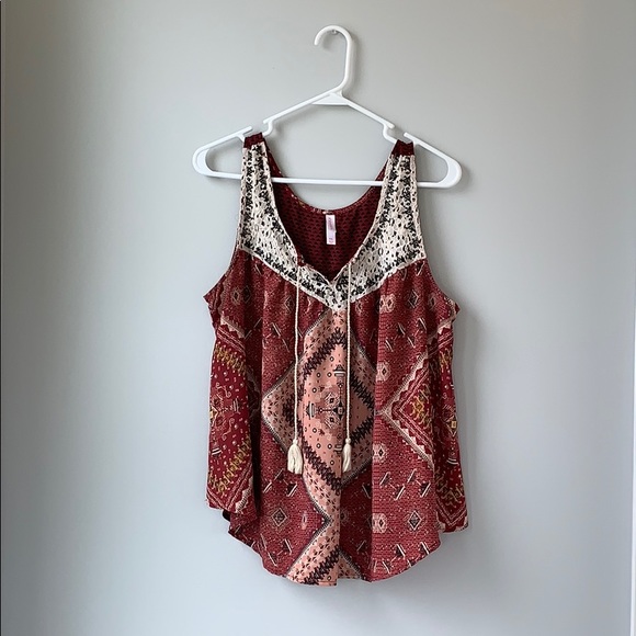 Xhilaration Tops - Maroon Patterned Flowy Tank Top